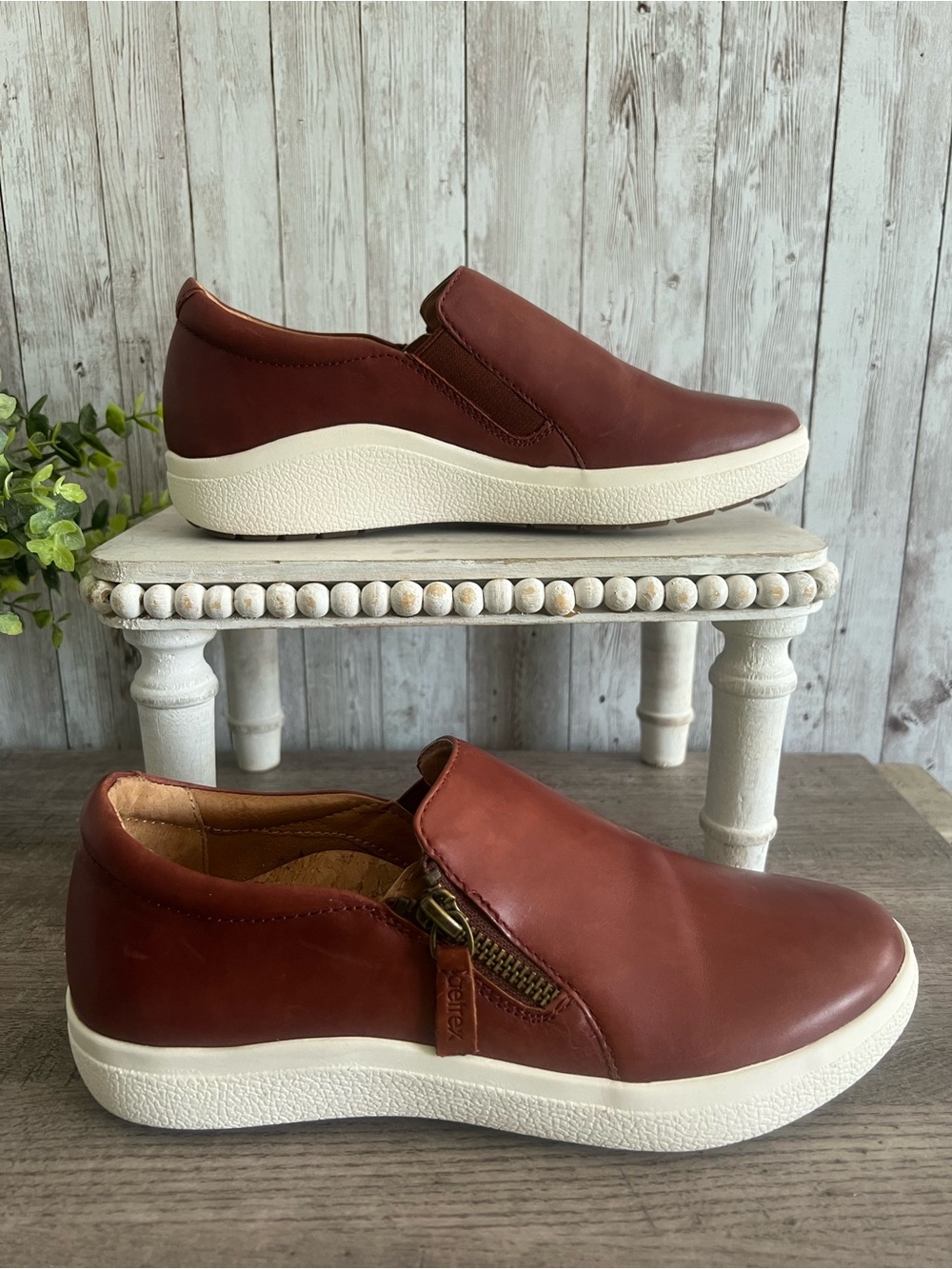 Aetrex Jenna Brown Leather Women's Slip-On Shoes Size 36 6-6.5